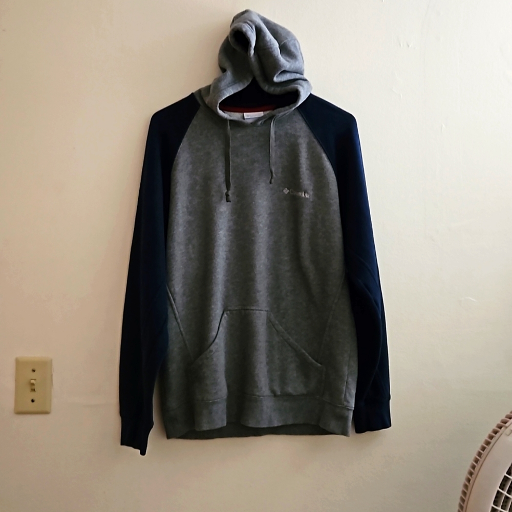 Small Columbia Hoodie
